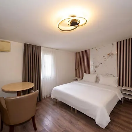 Hotel Pera Imperium *