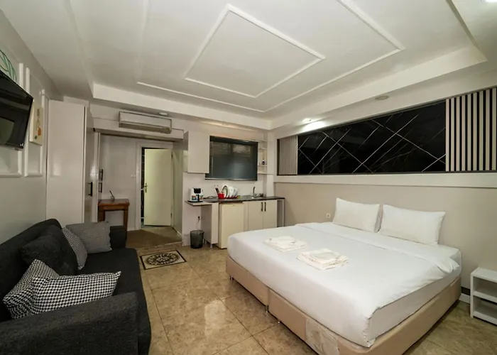 Pera Imperium Hotel *